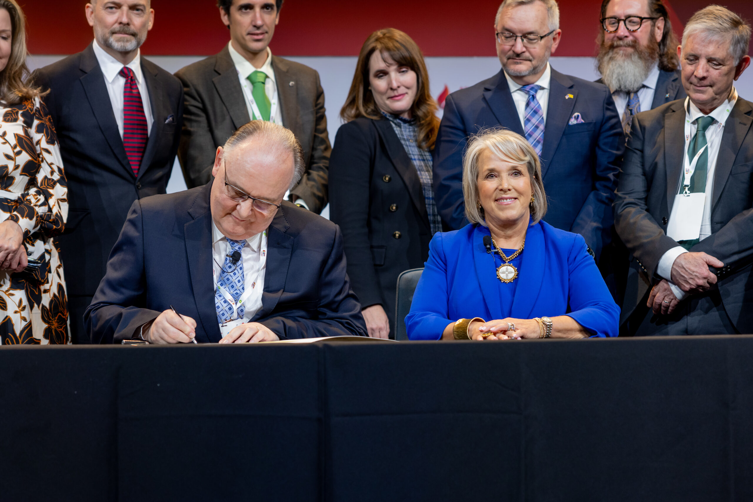 Michelle Lujan Grisham at signing with Star Scientific